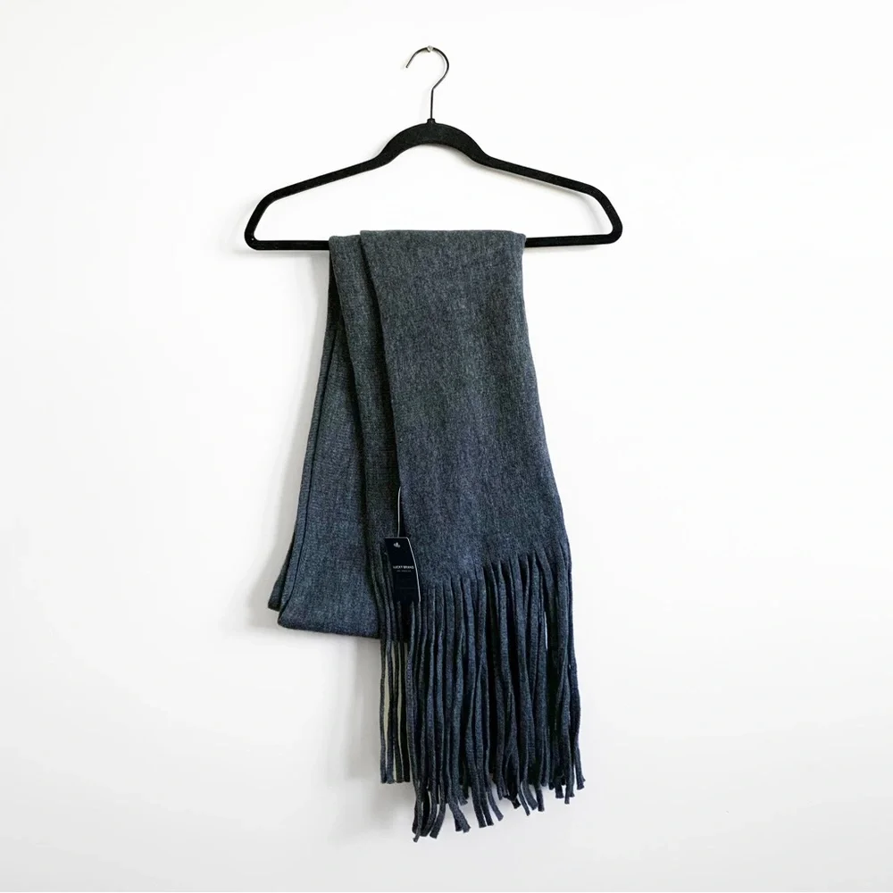 NWT Lucky Brand Brushed Knit Fringe Scarf Gray